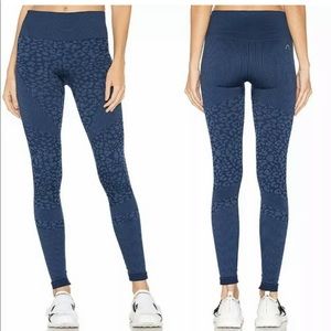 Varley Quincy Navy Leopard Seamless Leggings NWOT
